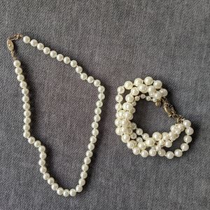 Perfect pearl parure